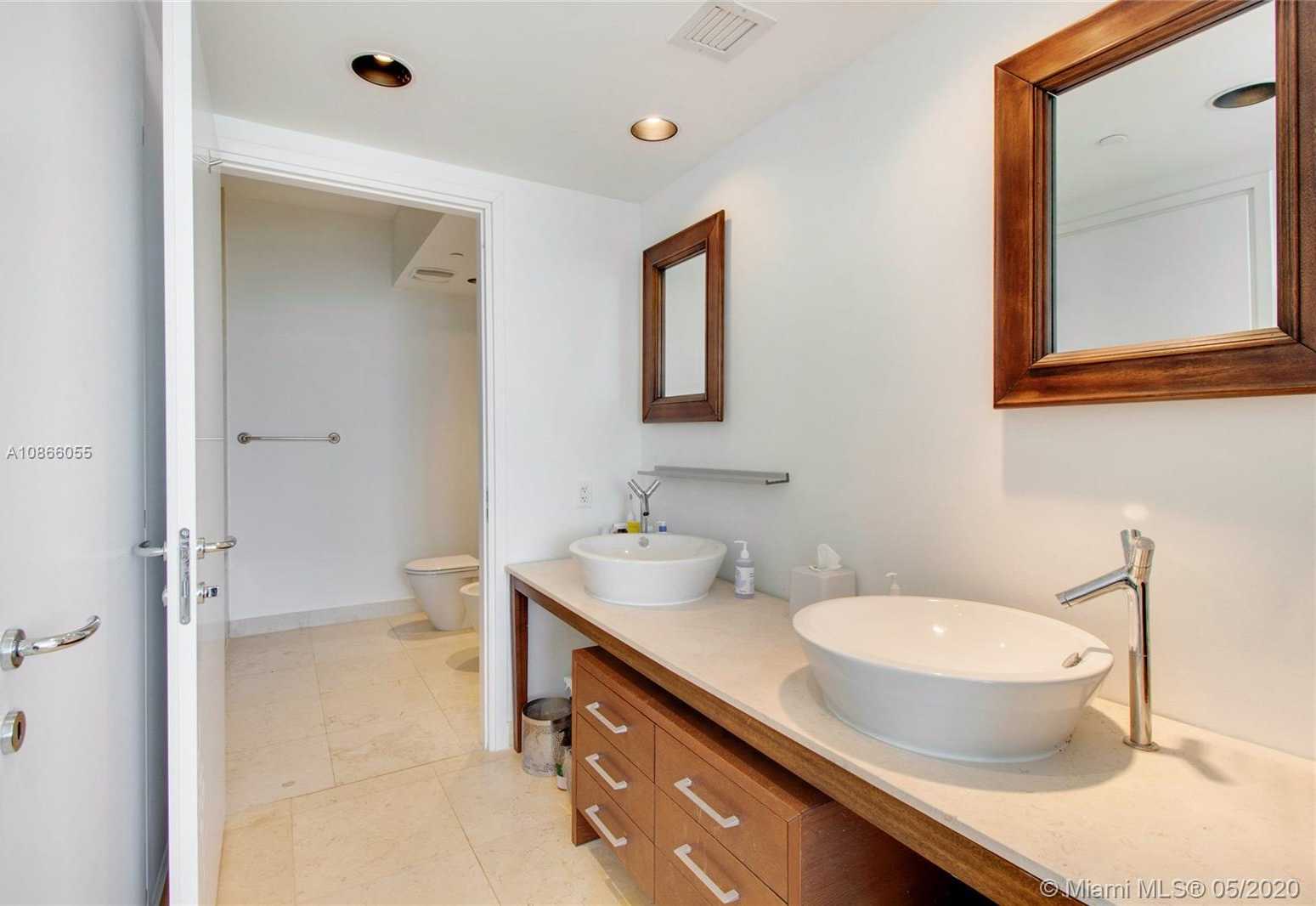 Small Image of 450 ALTON RD #808, Miami Beach Number 11