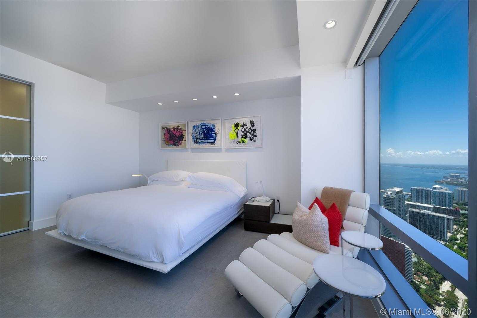 Small Image of 1425 BRICKELL AVE #PH69C, Miami Number 10