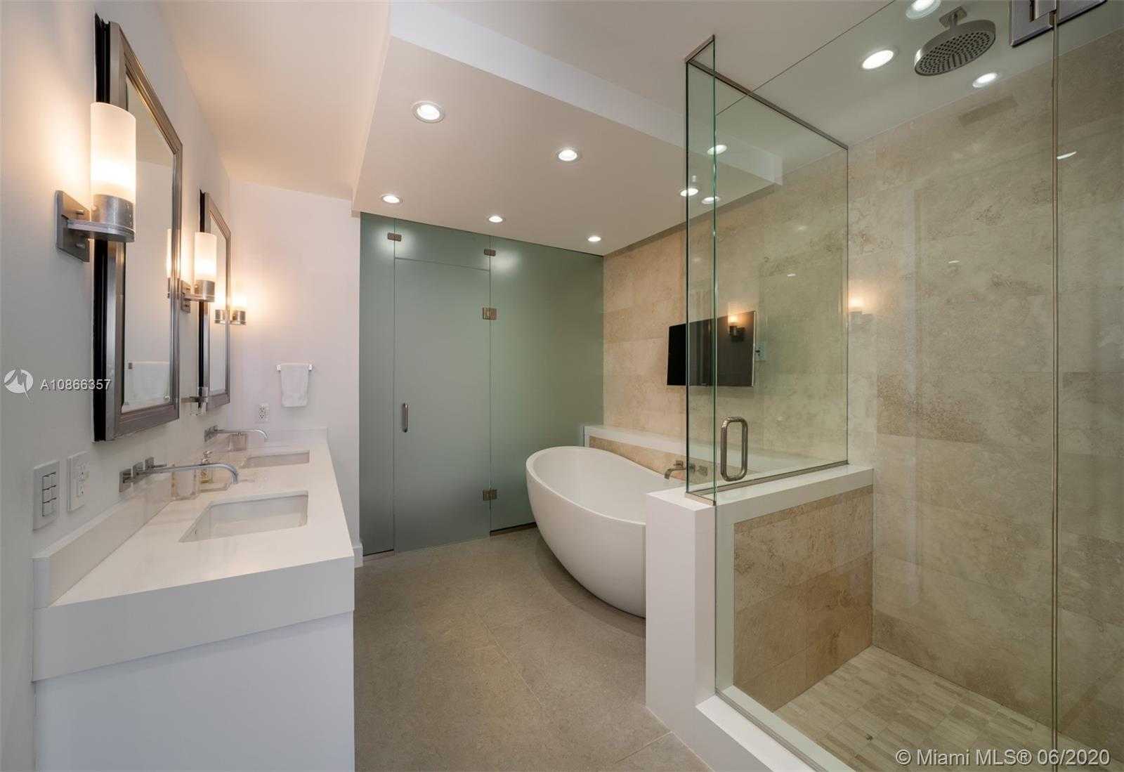 Small Image of 1425 BRICKELL AVE #PH69C, Miami Number 11