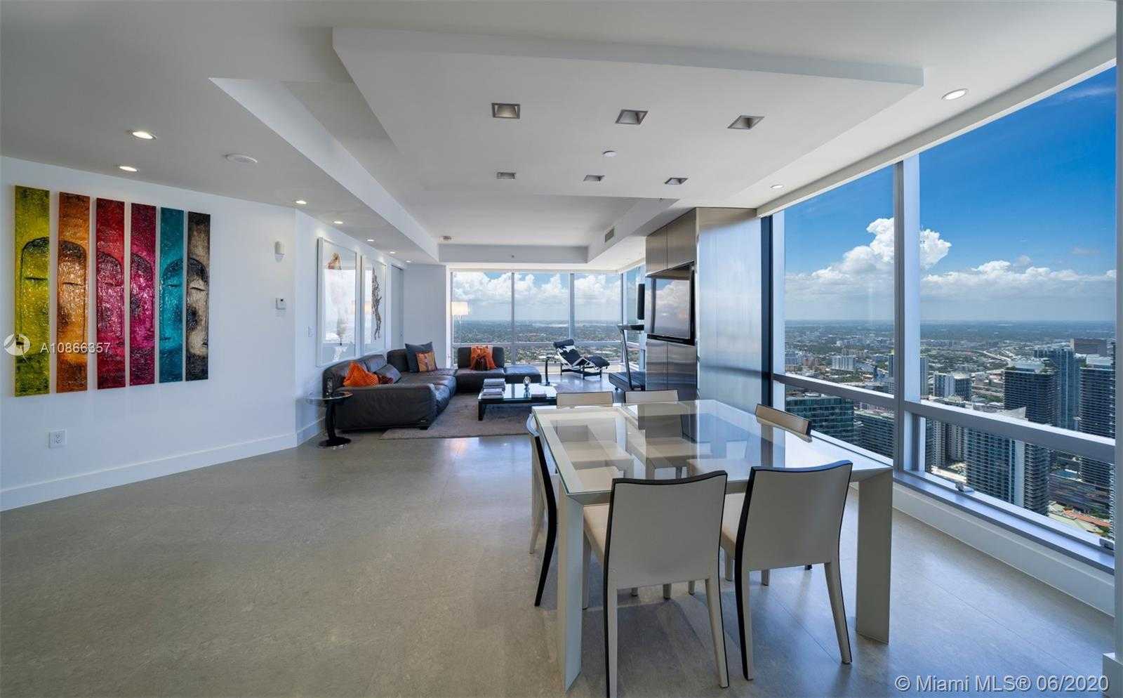 Small Image of 1425 BRICKELL AVE #PH69C, Miami Number 3