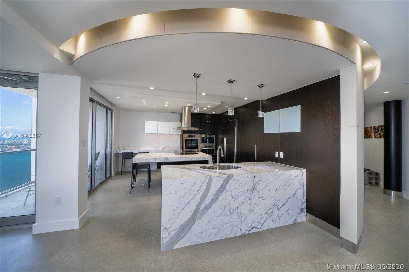 Small Image of 1425 BRICKELL AVE #PH69C, Miami Number 5