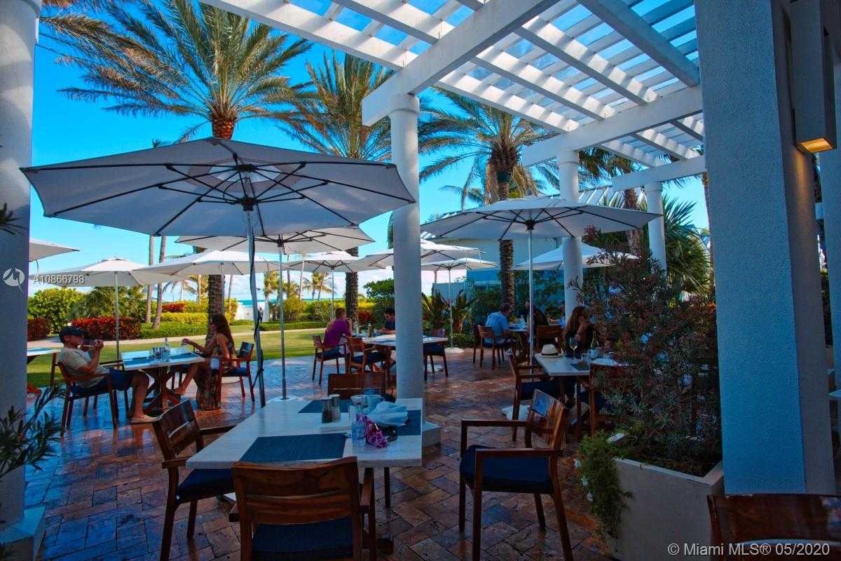 Small Image of 50 SOUTH POINTE DR #503, Miami Beach Number 12