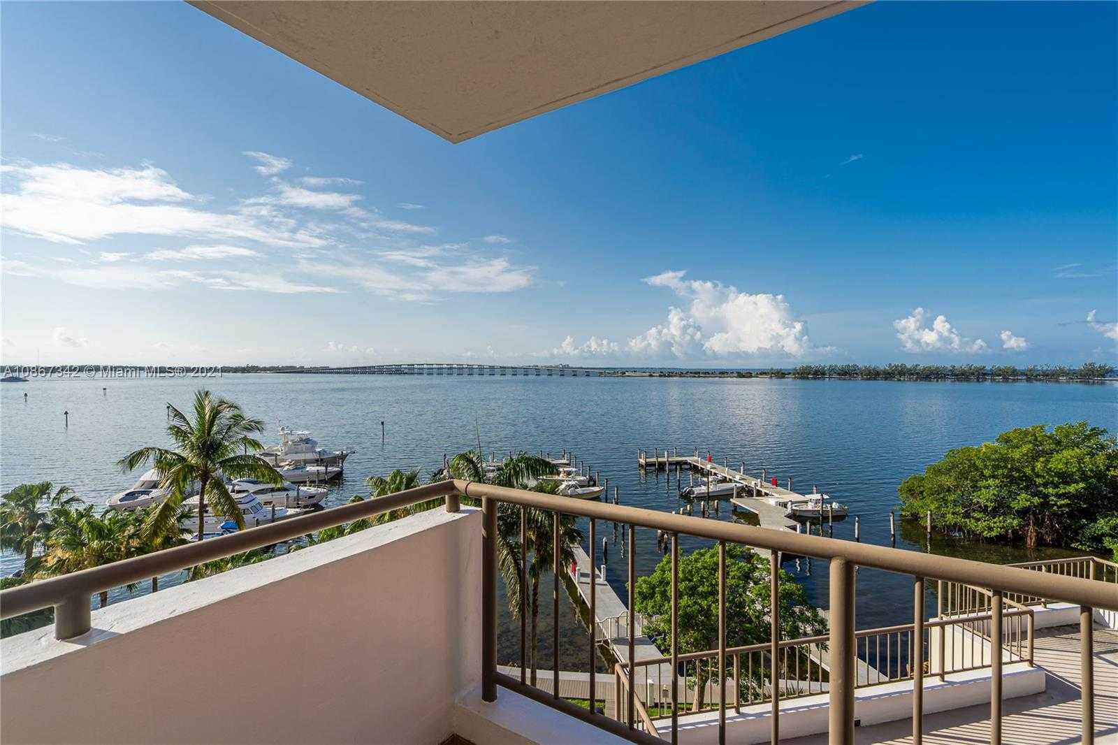 Small Image of 1581 BRICKELL AVE #201, Miami Number 17