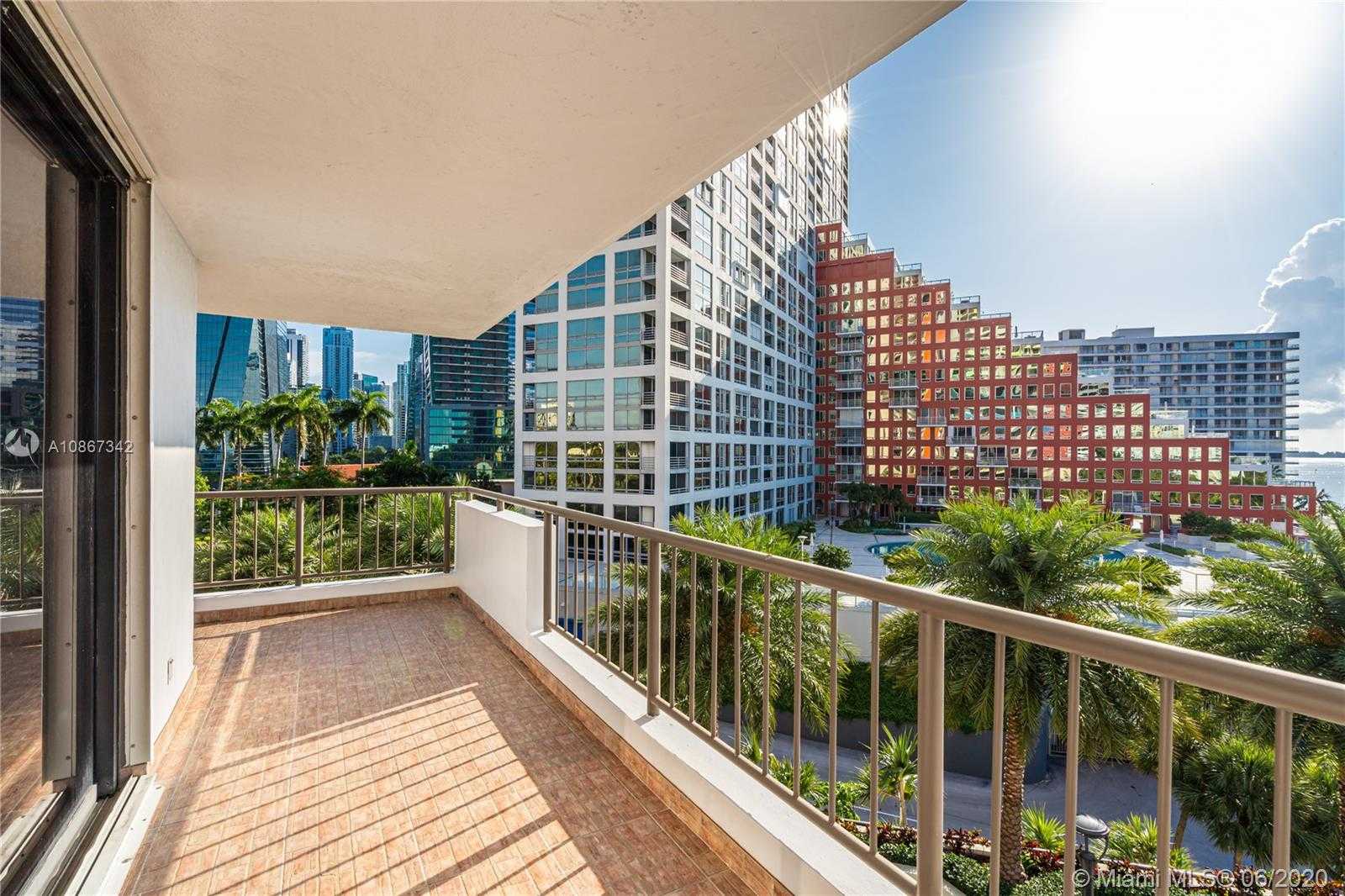 Small Image of 1581 BRICKELL AVE #201, Miami Number 8