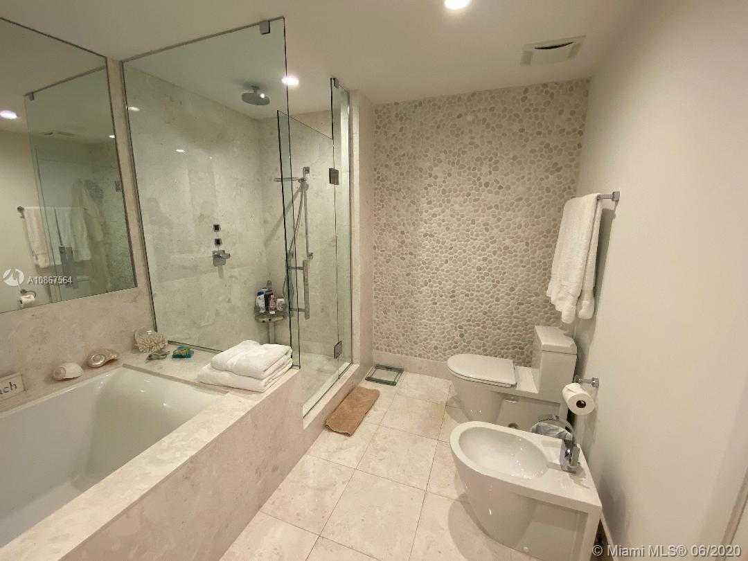 Small Image of 17121 COLLINS AVE #1703, Sunny Isles Beach Number 9