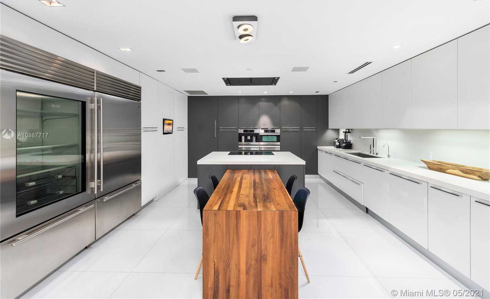 Small Image of 7716 FISHER ISLAND DR #7716, Miami Number 22