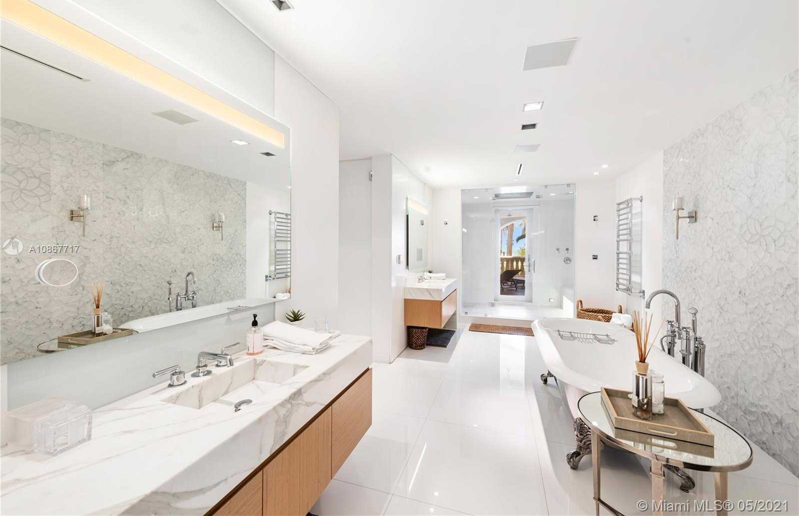 Small Image of 7716 FISHER ISLAND DR #7716, Miami Number 29