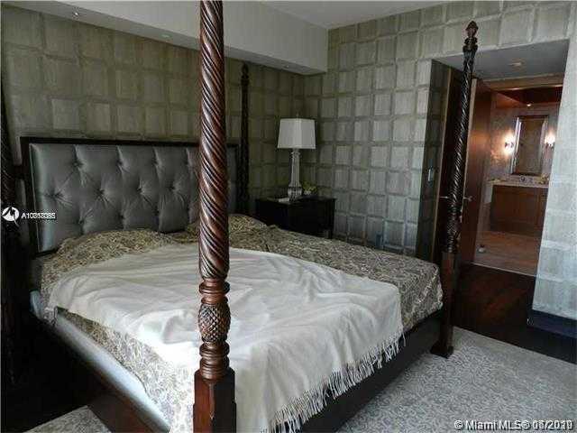 Small Image of 1000 SOUTH POINTE DR #705, Miami Beach Number 23