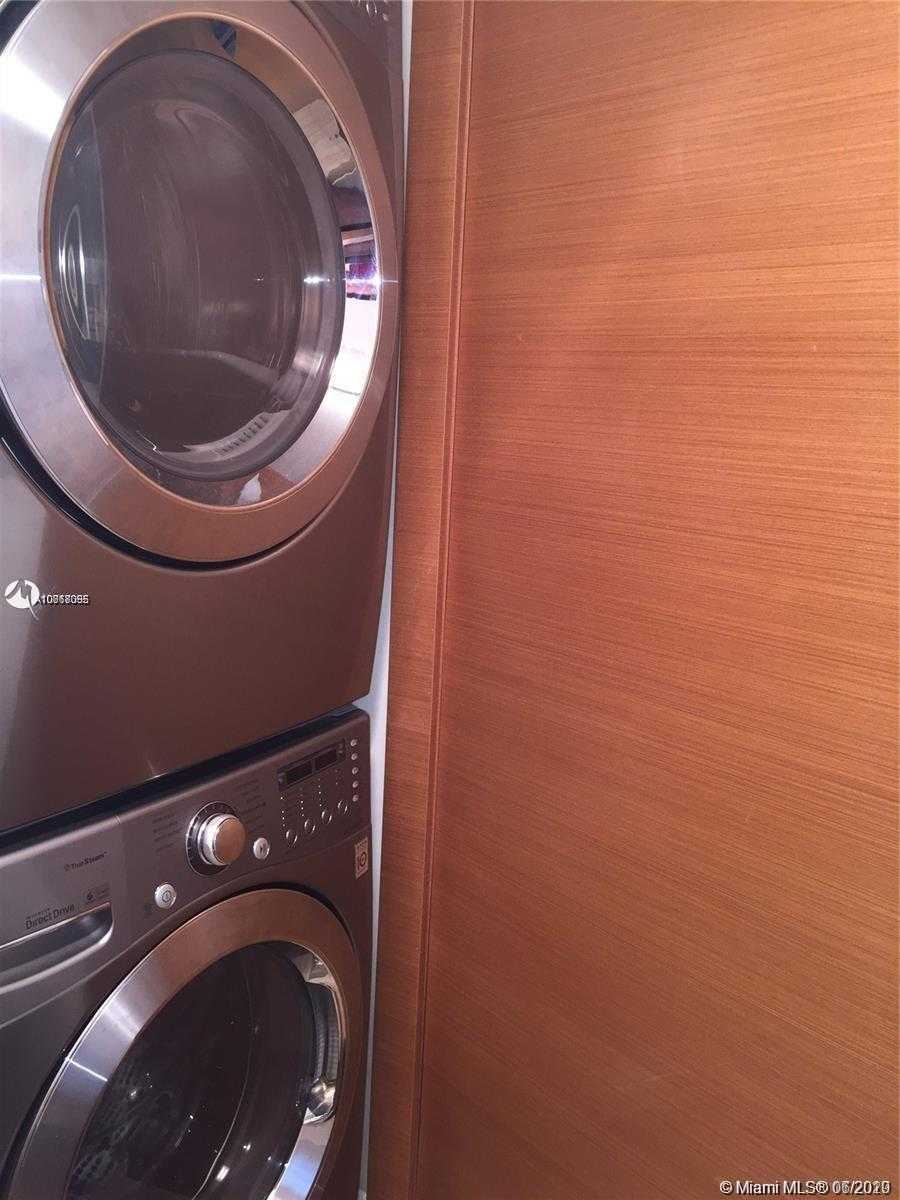 Small Image of 1000 SOUTH POINTE DR #705, Miami Beach Number 26