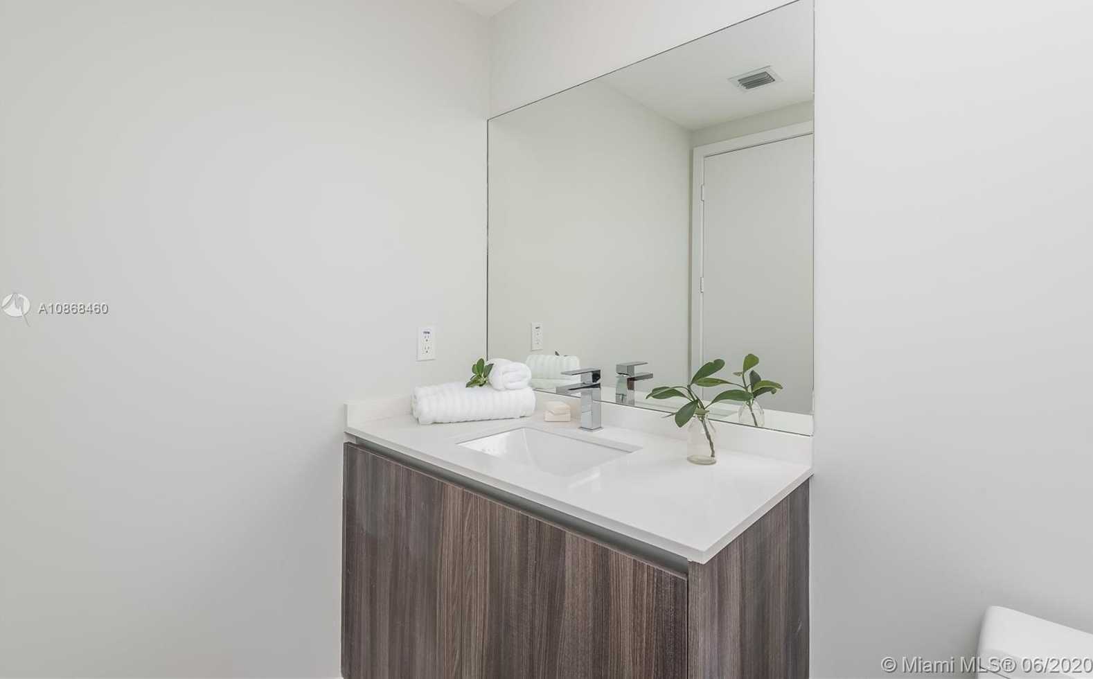 Small Image of 488 NORTH EAST 18TH ST #1815, Miami Number 24