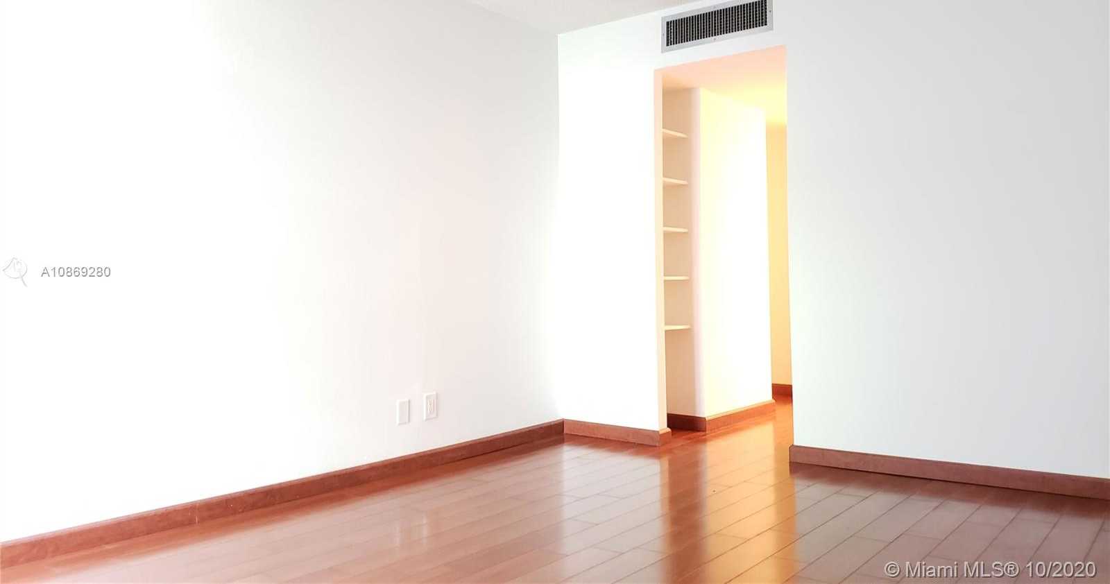 Small Image of 20400 WEST COUNTRY CLUB DR #214, Aventura Number 14