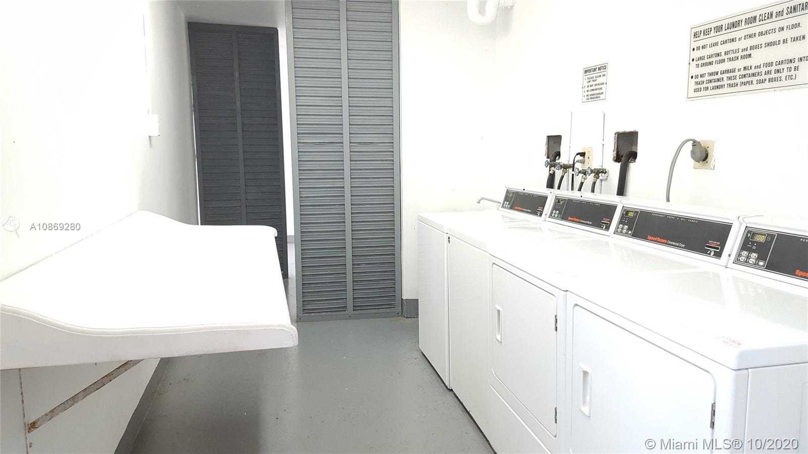 Small Image of 20400 WEST COUNTRY CLUB DR #214, Aventura Number 24