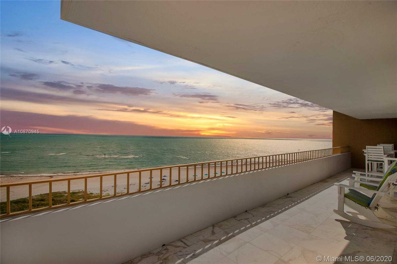 Small Image of 177 Ocean Ln Dr, Miami, FL 33149, USA Number 10