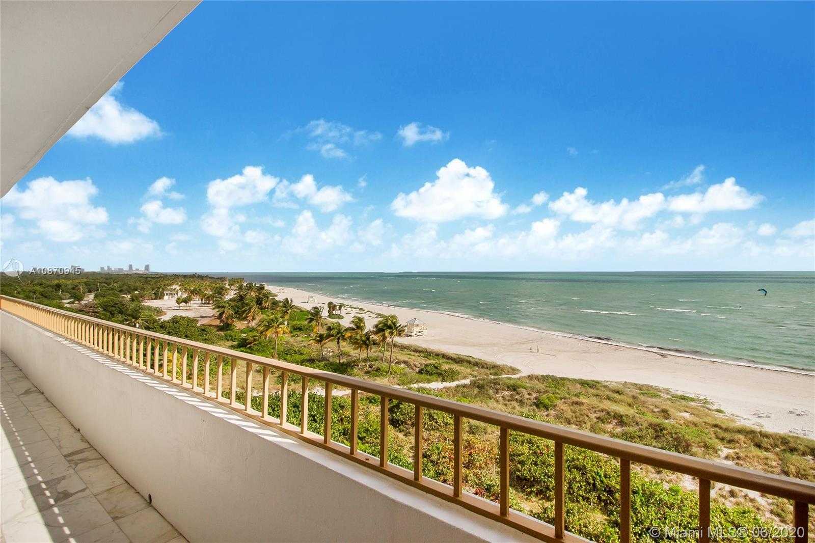 Small Image of 177 Ocean Ln Dr, Miami, FL 33149, USA Number 11