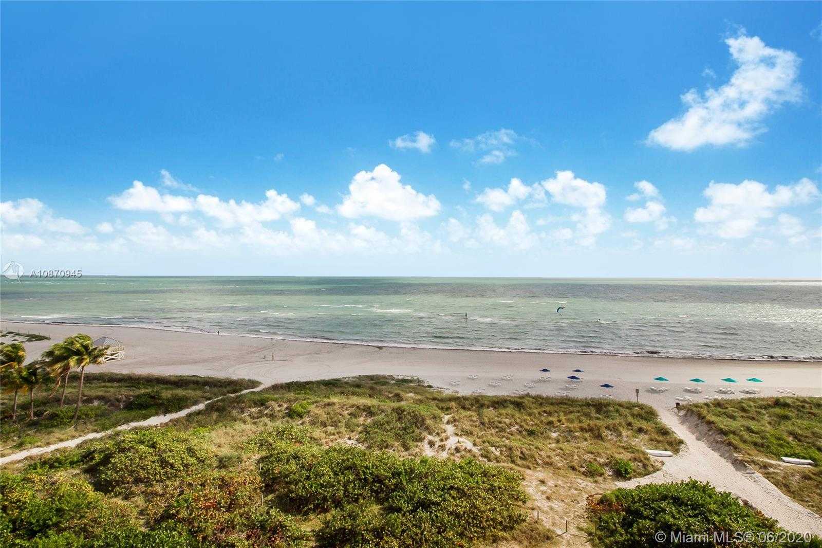 Small Image of 177 Ocean Ln Dr, Miami, FL 33149, USA Number 12