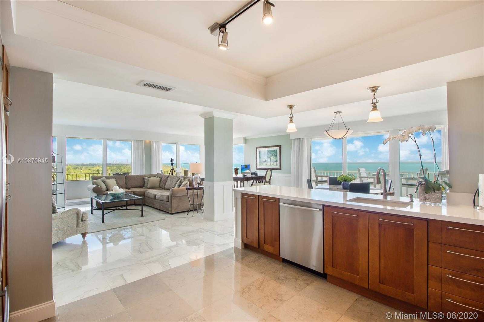 Small Image of 177 Ocean Ln Dr, Miami, FL 33149, USA Number 5
