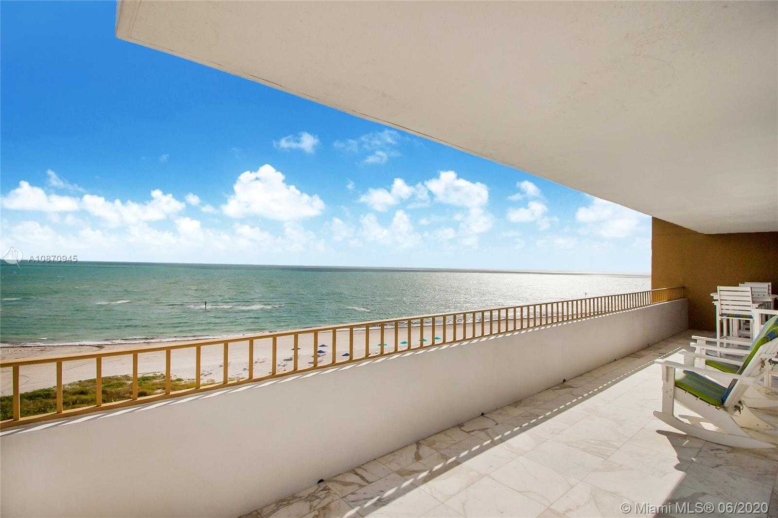 Small Image of 177 Ocean Ln Dr, Miami, FL 33149, USA Number 9