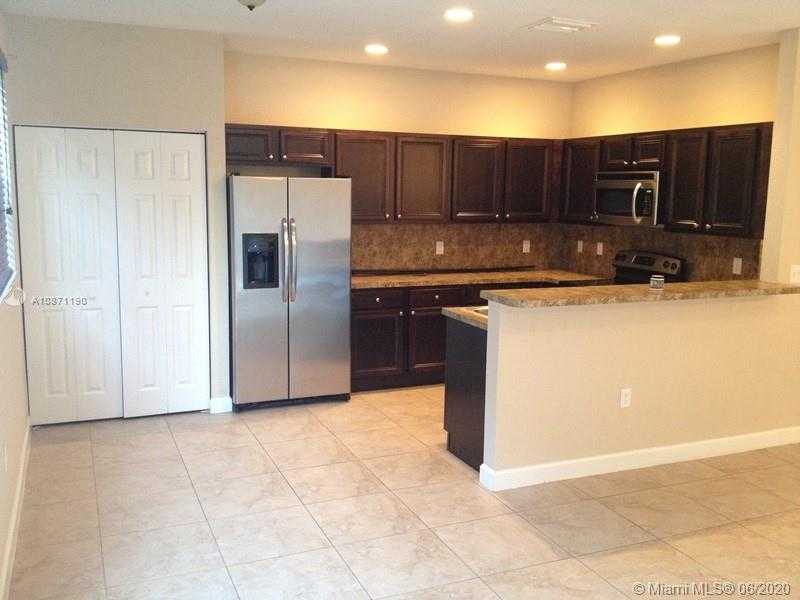 Small Image of 1027 NORTH EAST 208TH ST #1027, Miami Number 5
