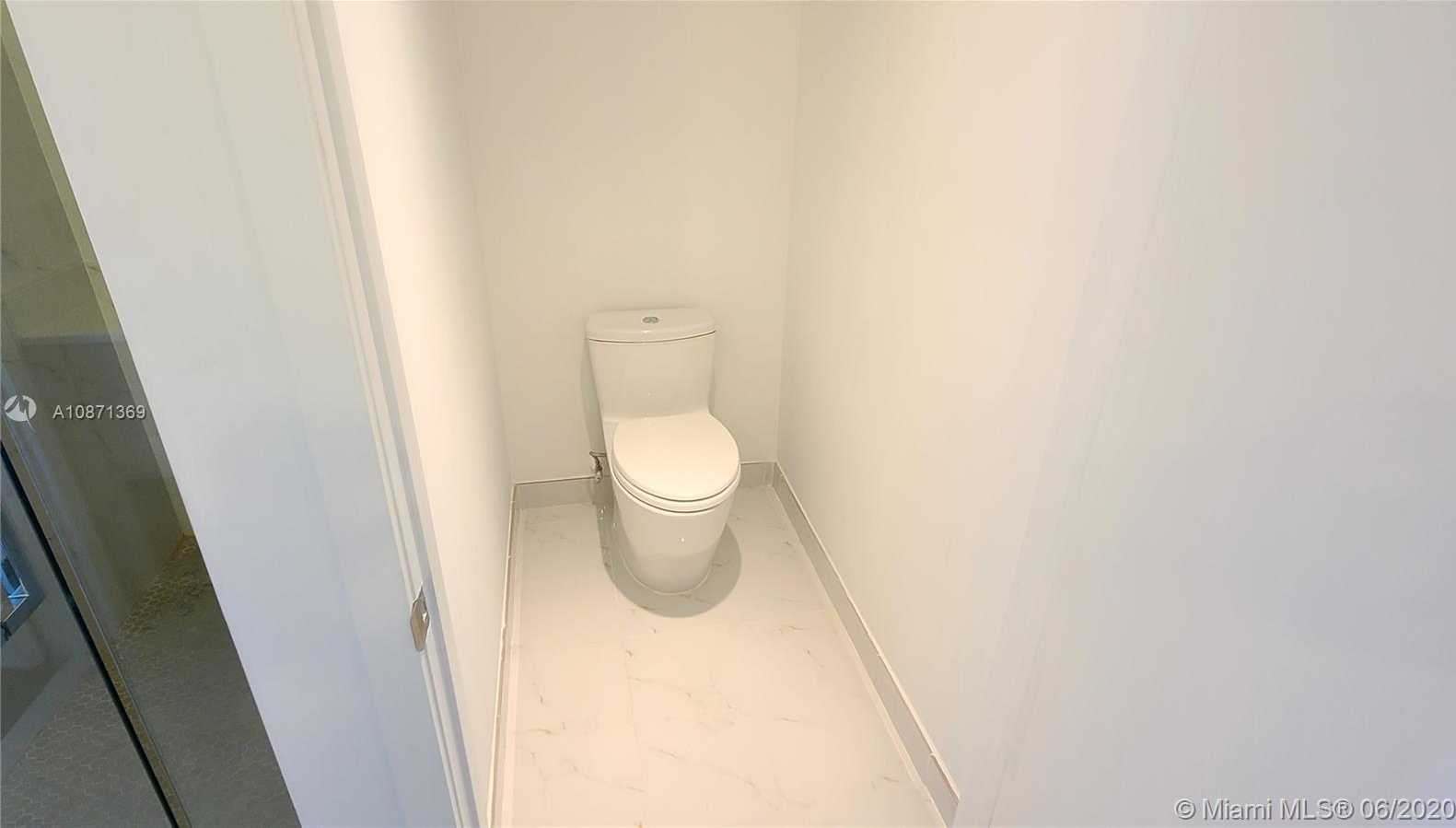 Small Object Image