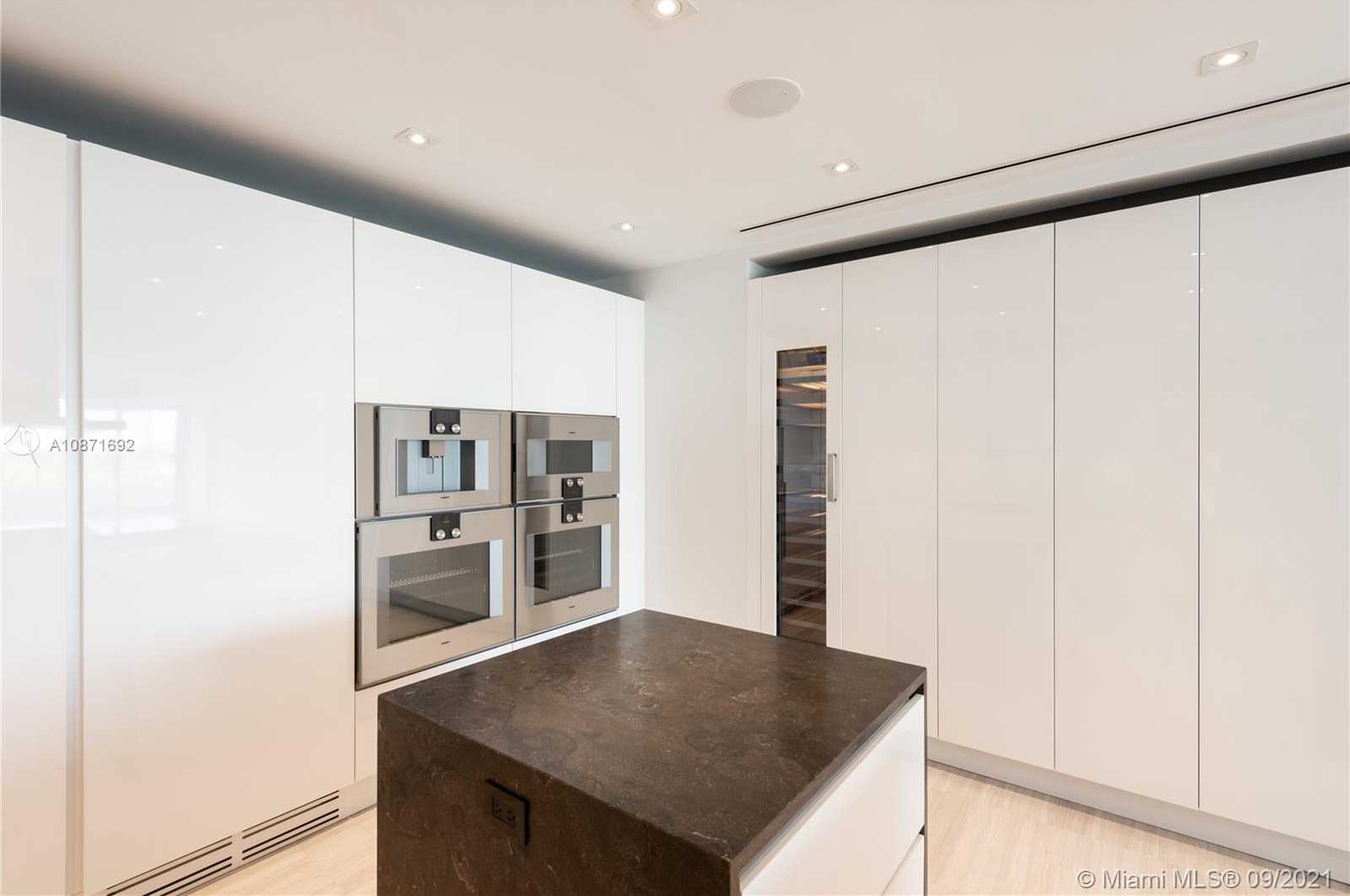 Small Image of 4701 NORTH MERIDIAN AVENUE #427, Miami Beach Number 10