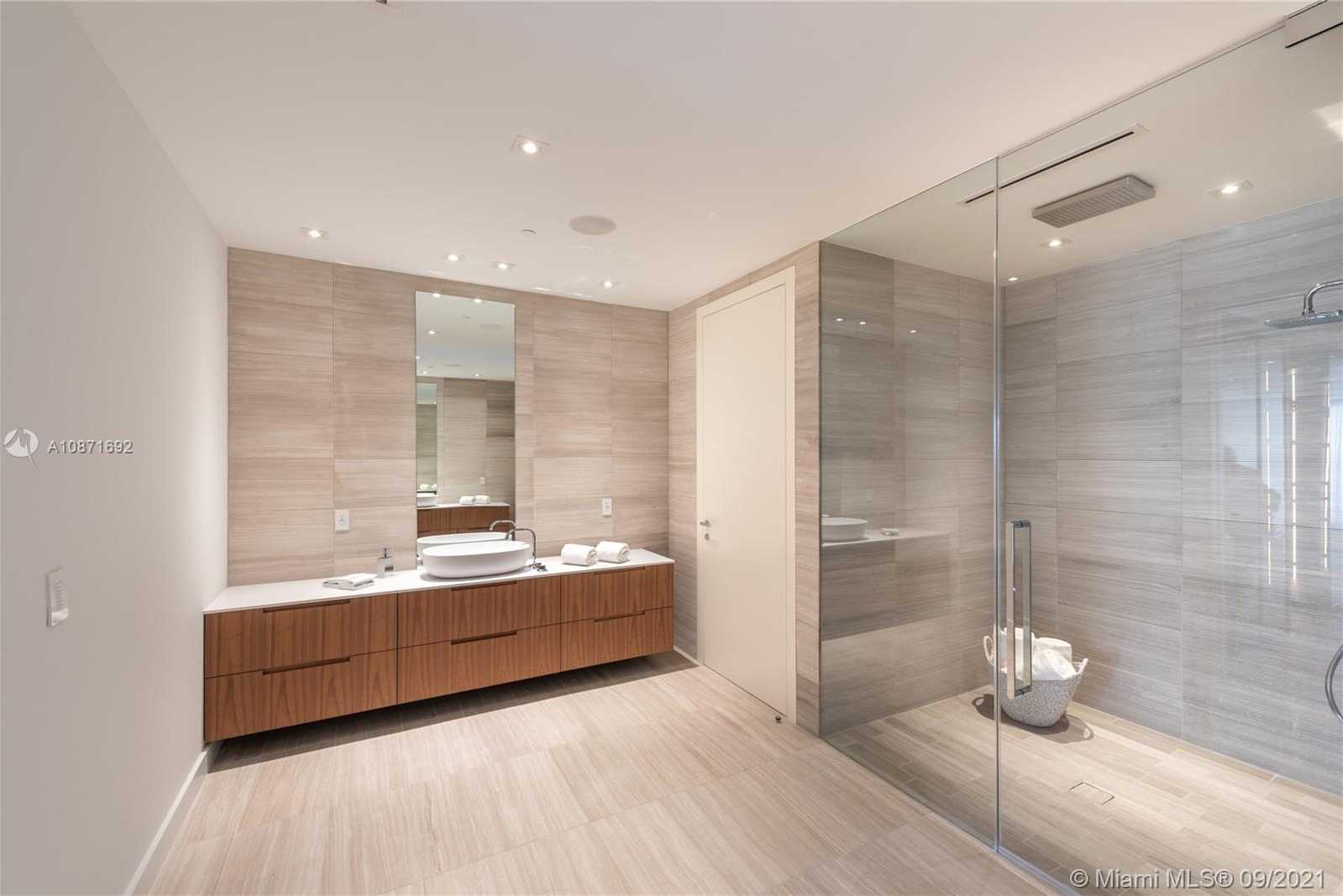 Small Image of 4701 NORTH MERIDIAN AVENUE #427, Miami Beach Number 16