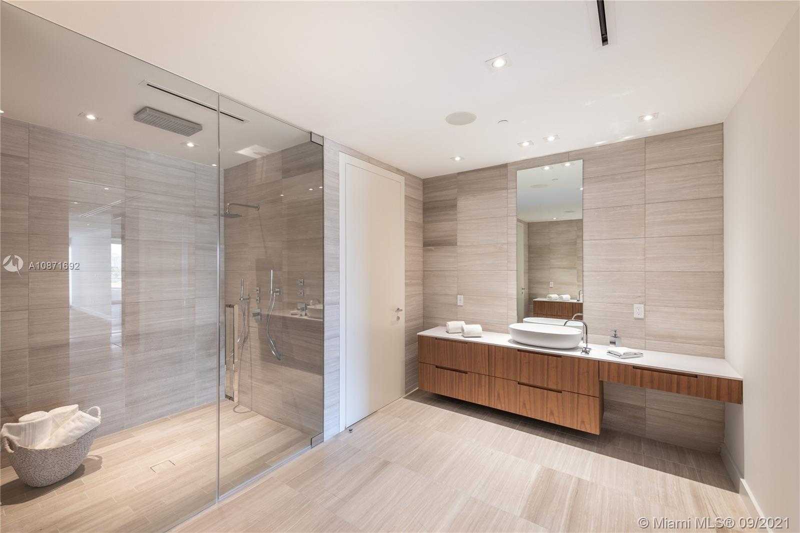 Small Image of 4701 NORTH MERIDIAN AVENUE #427, Miami Beach Number 17