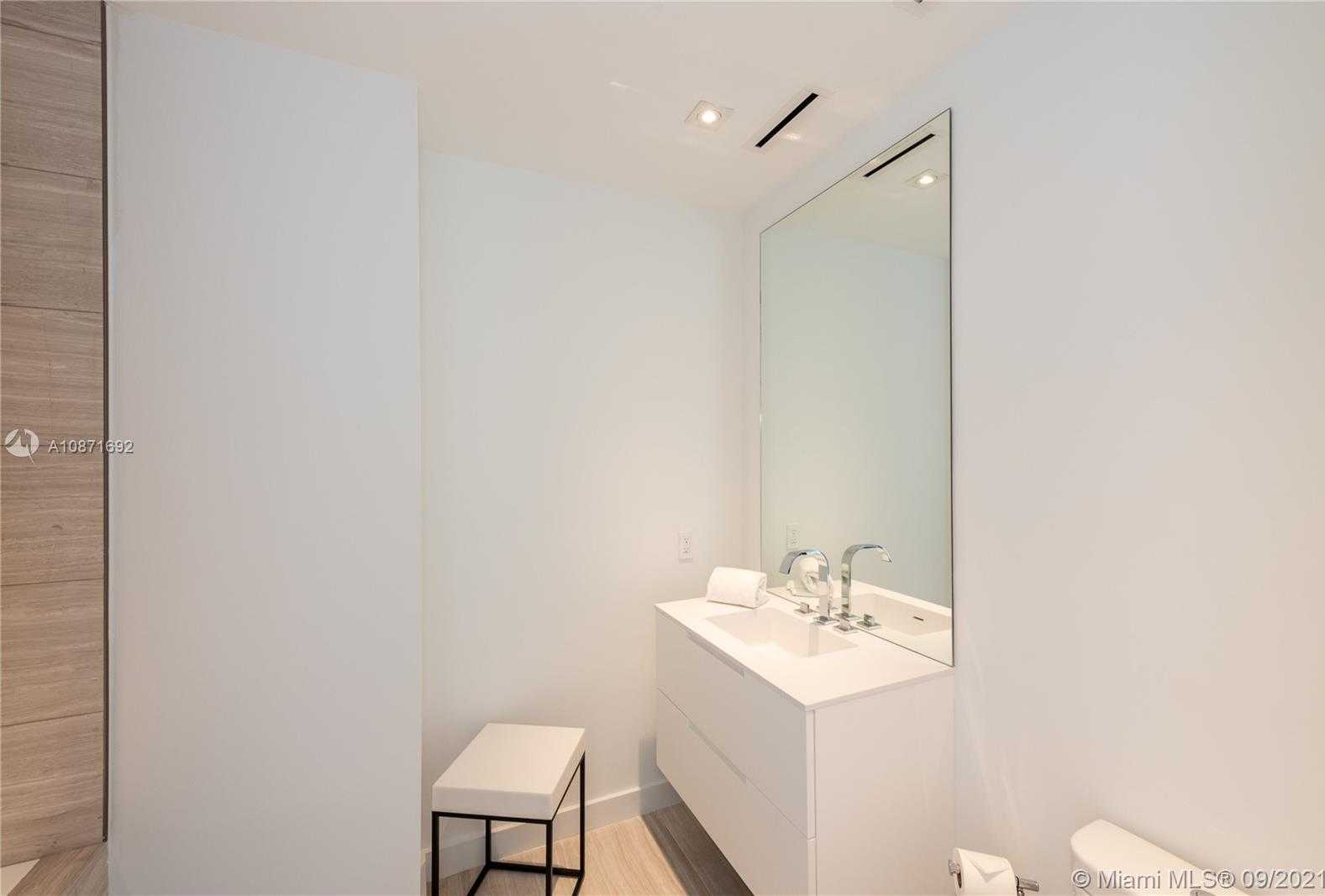 Small Image of 4701 NORTH MERIDIAN AVENUE #427, Miami Beach Number 21