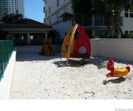 Small Image of 19900 EAST COUNTRY CLUB DR #709, Aventura Number 18