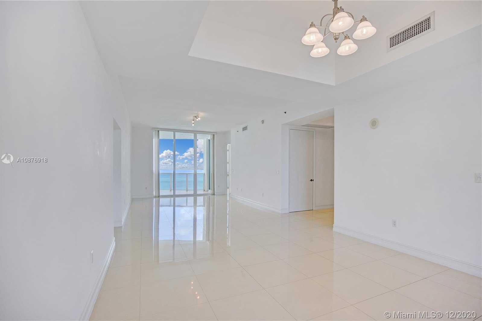 Small Image of 15901 COLLINS AVE #2104, Sunny Isles Beach Number 2