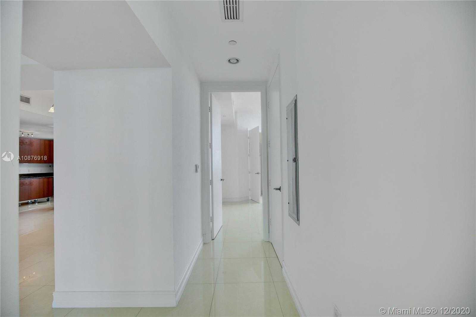 Small Image of 15901 COLLINS AVE #2104, Sunny Isles Beach Number 31