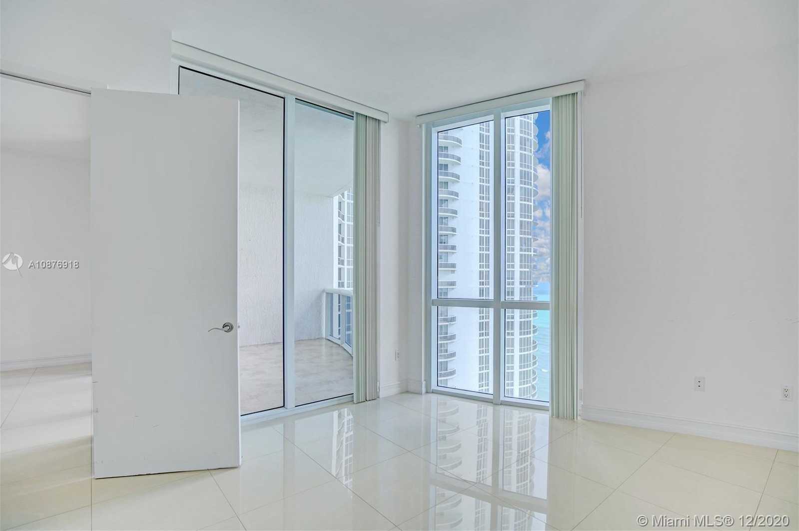 Small Image of 15901 COLLINS AVE #2104, Sunny Isles Beach Number 42