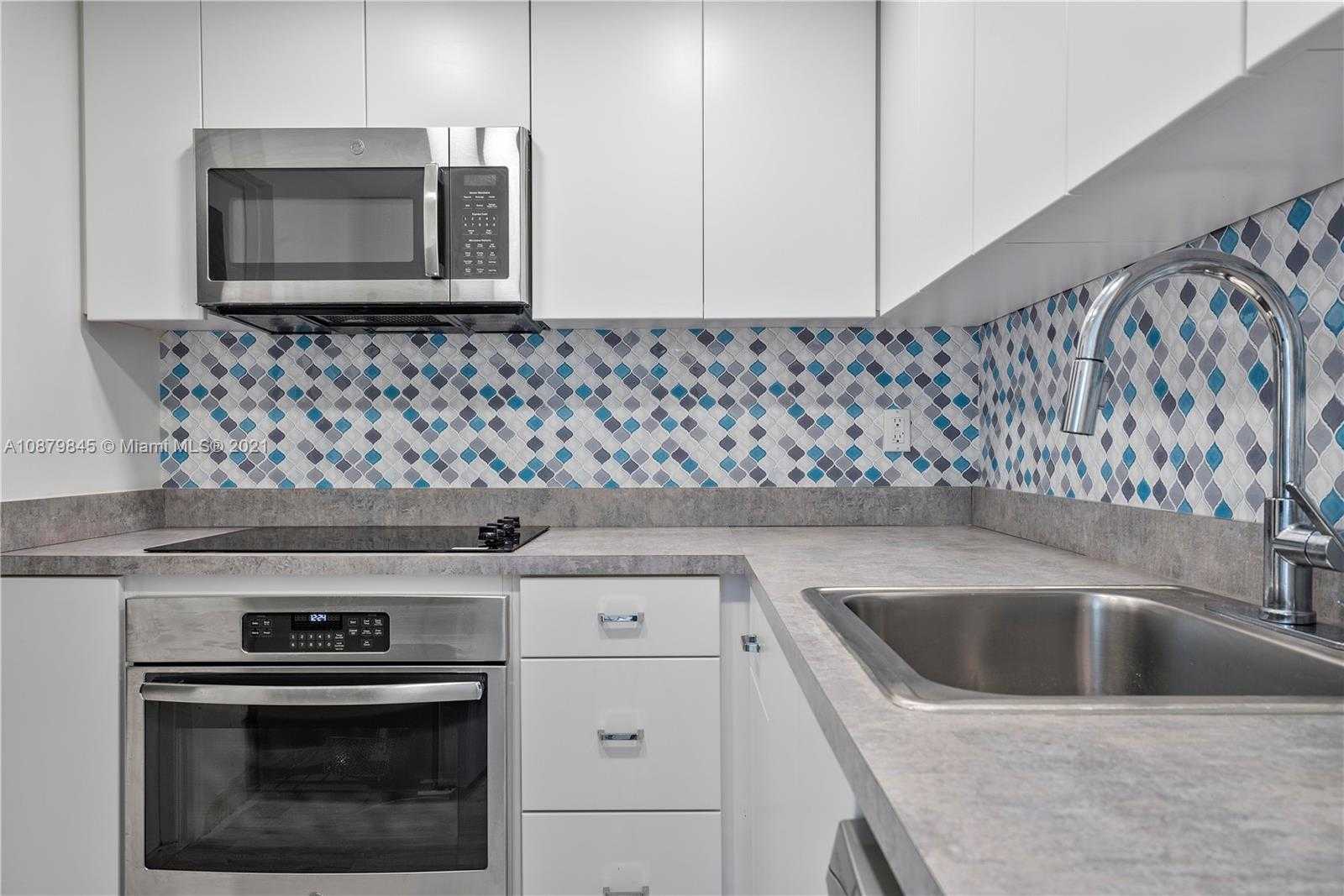 Small Image of 9700 EAST BAY HARBOR DR #405, Bay Harbor Islands Number 3
