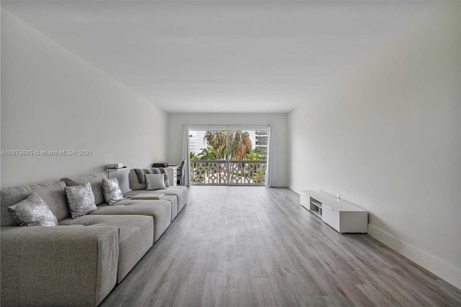 Small Image of 9700 EAST BAY HARBOR DR #405, Bay Harbor Islands Number 4