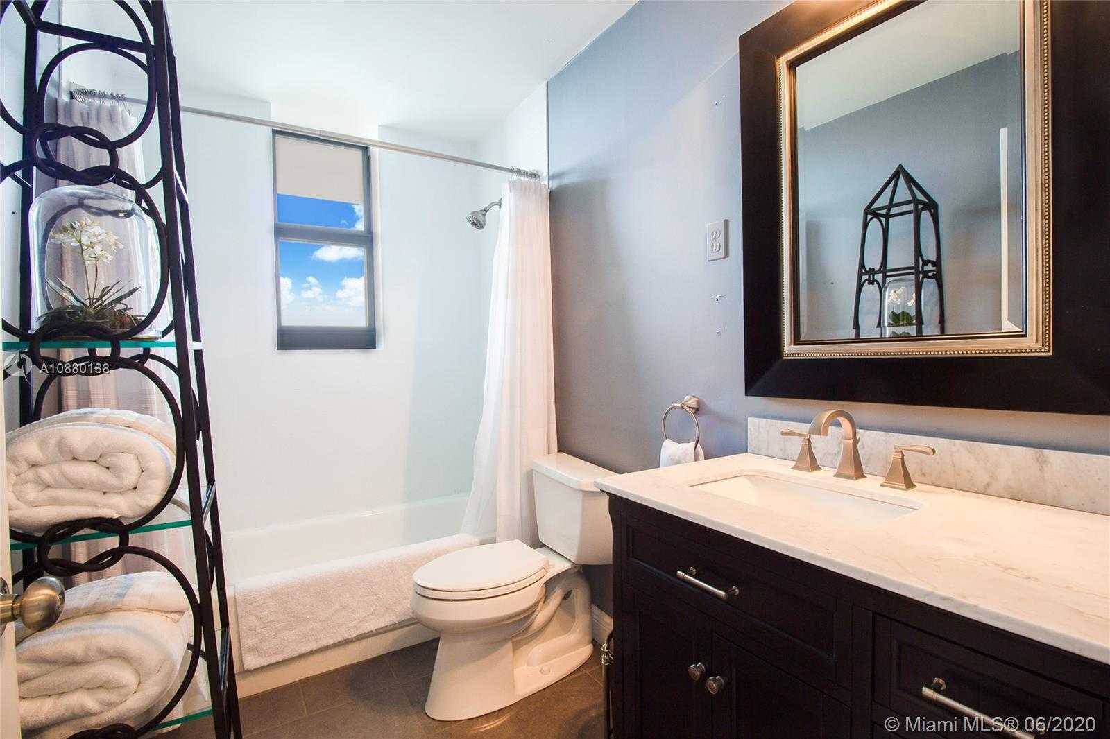 Small Image of 1000 VENETIAN WAY #1101, Miami Beach Number 12