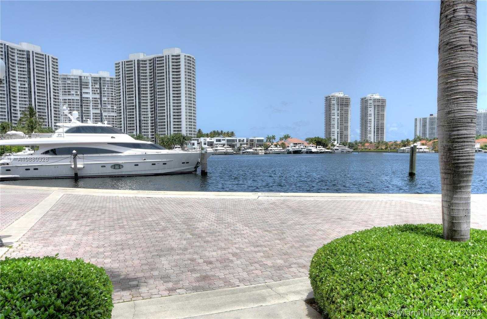 Small Image of 21385 MARINA COVE CIR #15-E, Aventura Number 2