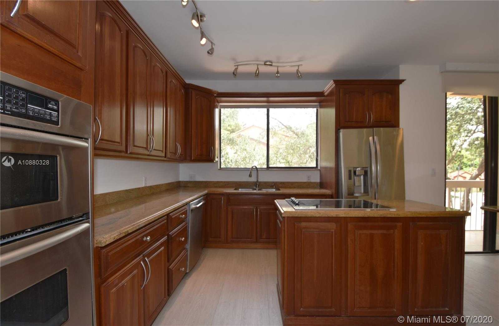 Small Image of 21385 MARINA COVE CIR #15-E, Aventura Number 6