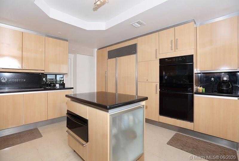 Small Image of 430 GRAND BAY DR #1003, Key Biscayne Number 21