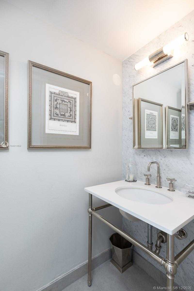 Small Image of 1800 SUNSET HARBOUR DR #1409, Miami Beach Number 12