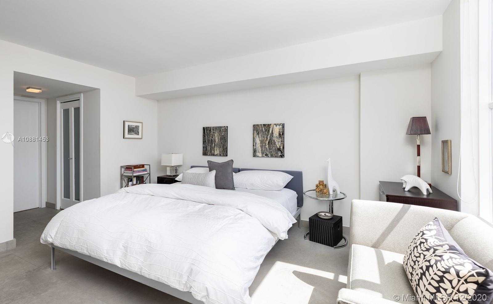Small Image of 1800 SUNSET HARBOUR DR #1409, Miami Beach Number 9