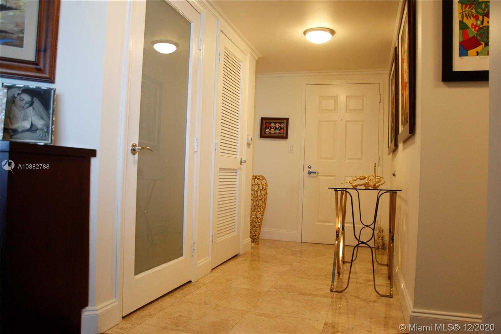 Small Image of 16699 COLLINS AVE #3901, Sunny Isles Beach Number 4