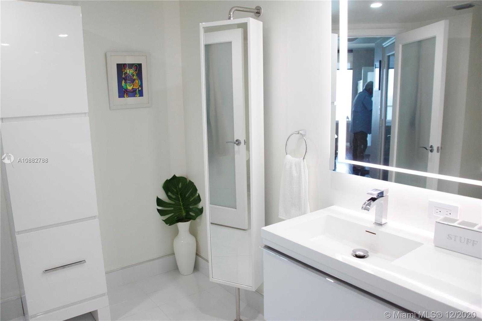 Small Image of 16699 COLLINS AVE #3901, Sunny Isles Beach Number 9