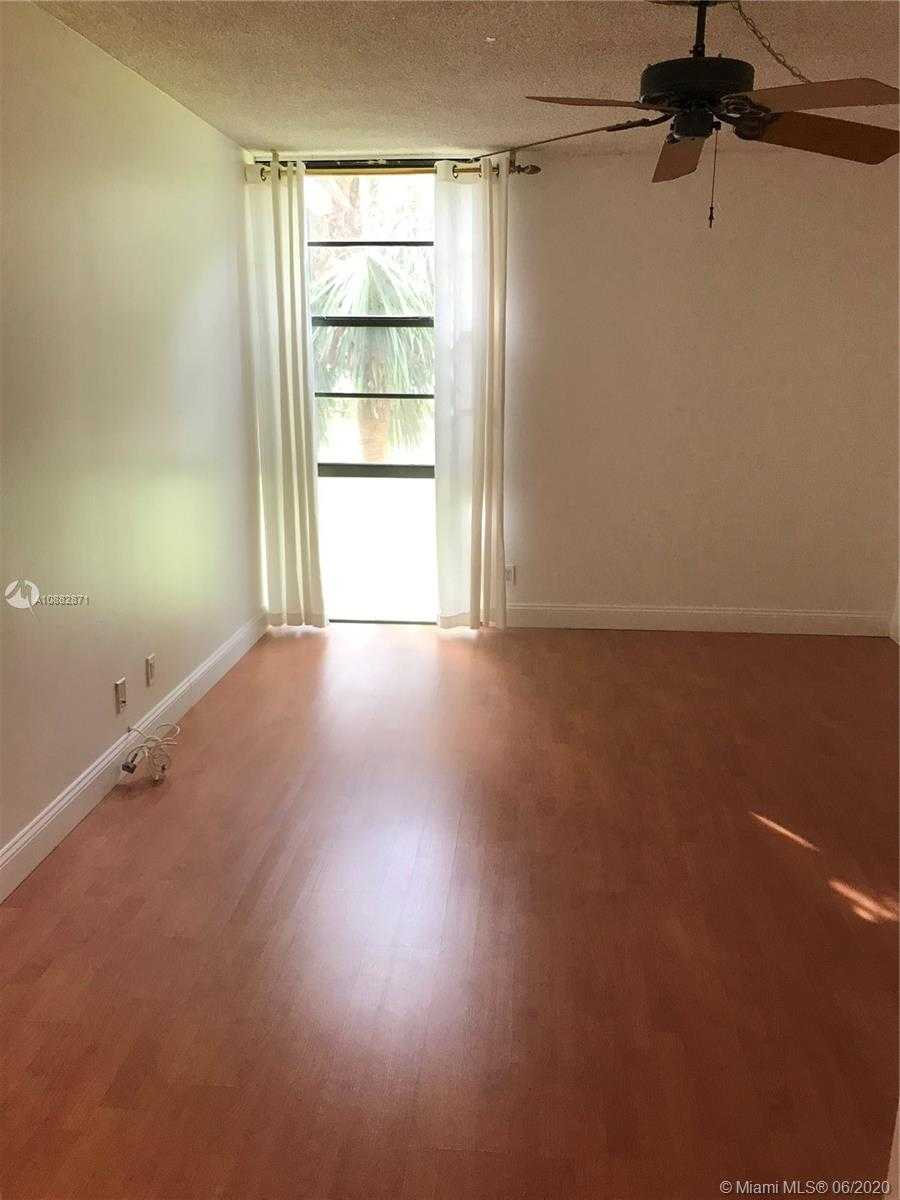 Small Image of 3475 NORTH COUNTRY CLUB DR #203, Aventura Number 14