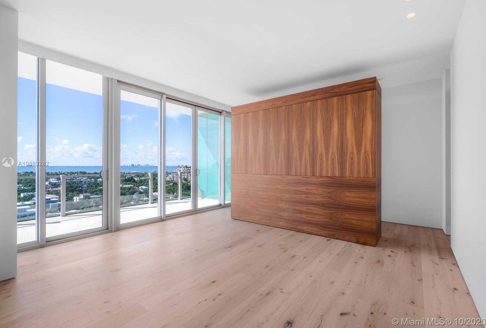 Small Image of 360 OCEAN DR #PH1S, Key Biscayne Number 9