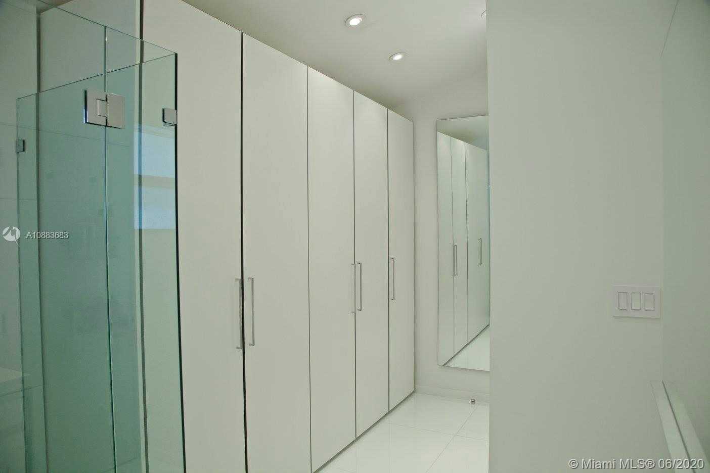 Small Image of 798 CRANDON BLVD #55-B, Key Biscayne Number 4