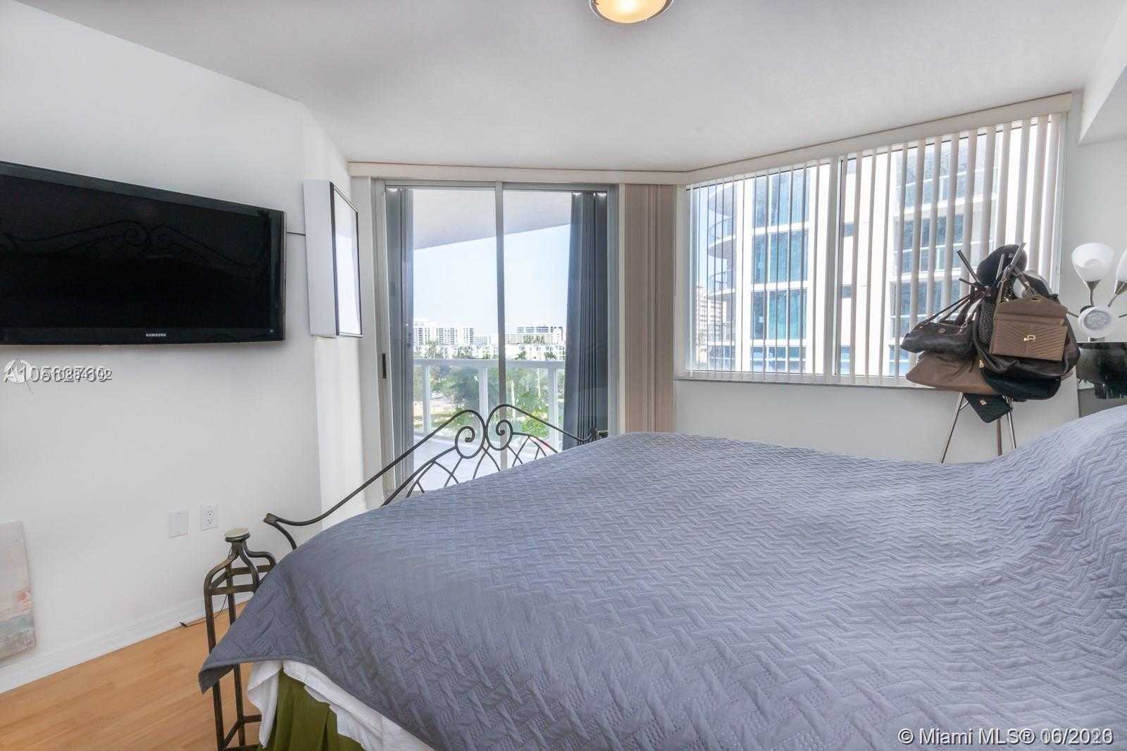 Small Image of 17275 COLLINS AVE #611, Sunny Isles Beach Number 8