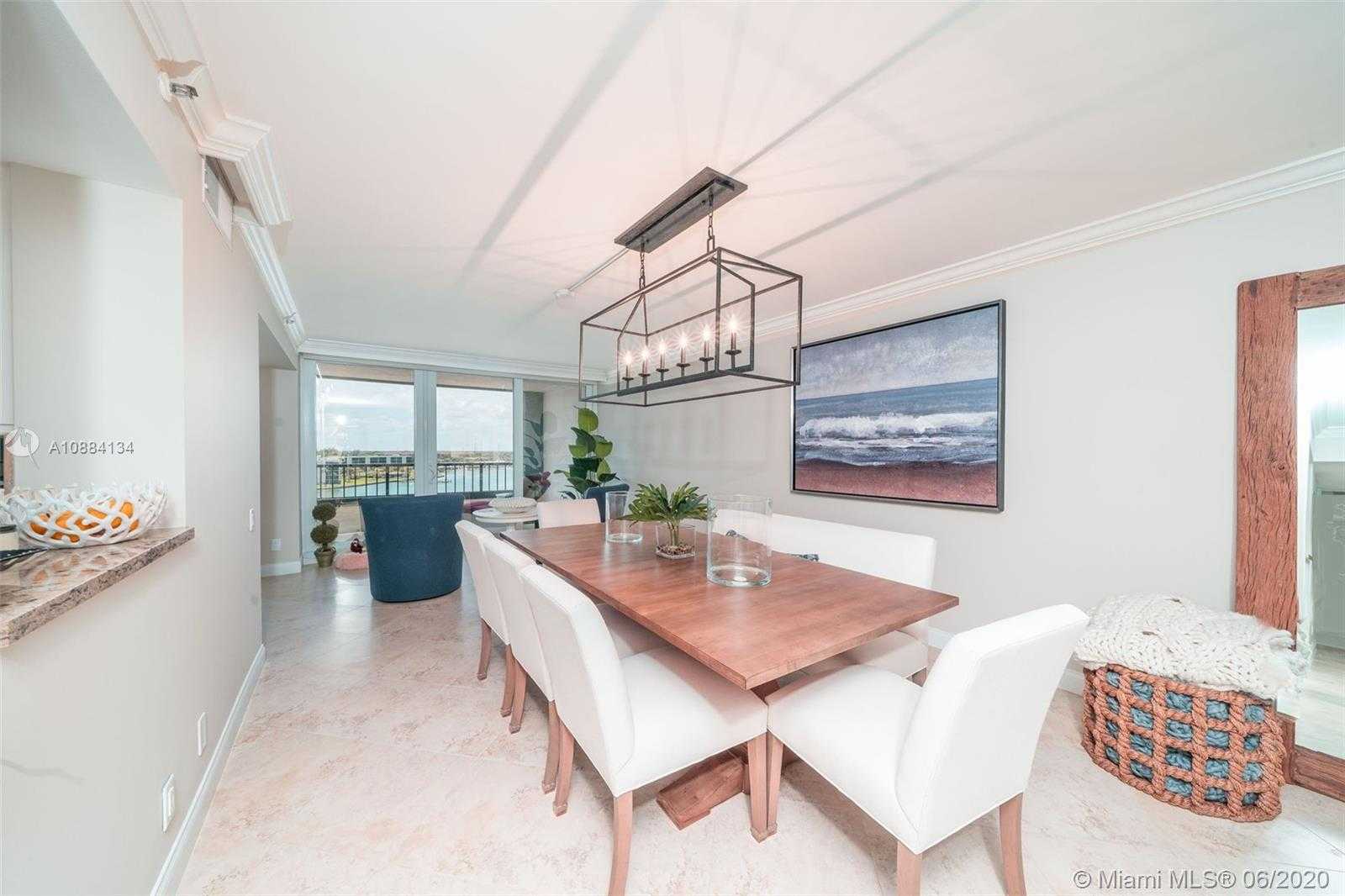 Small Image of 19900 BEACH RD #803, Jupiter Number 12