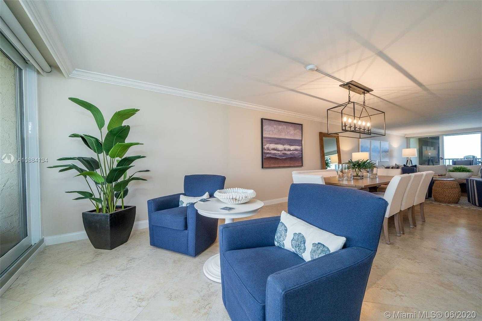 Small Image of 19900 BEACH RD #803, Jupiter Number 14