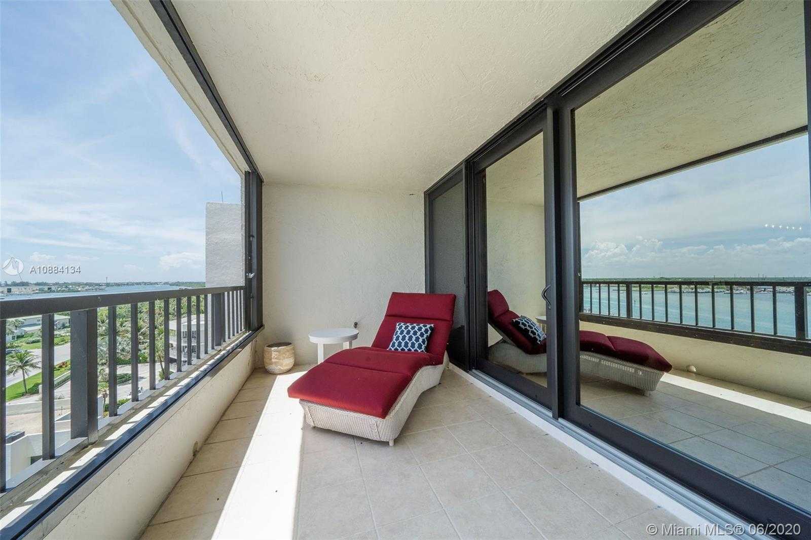 Small Image of 19900 BEACH RD #803, Jupiter Number 22
