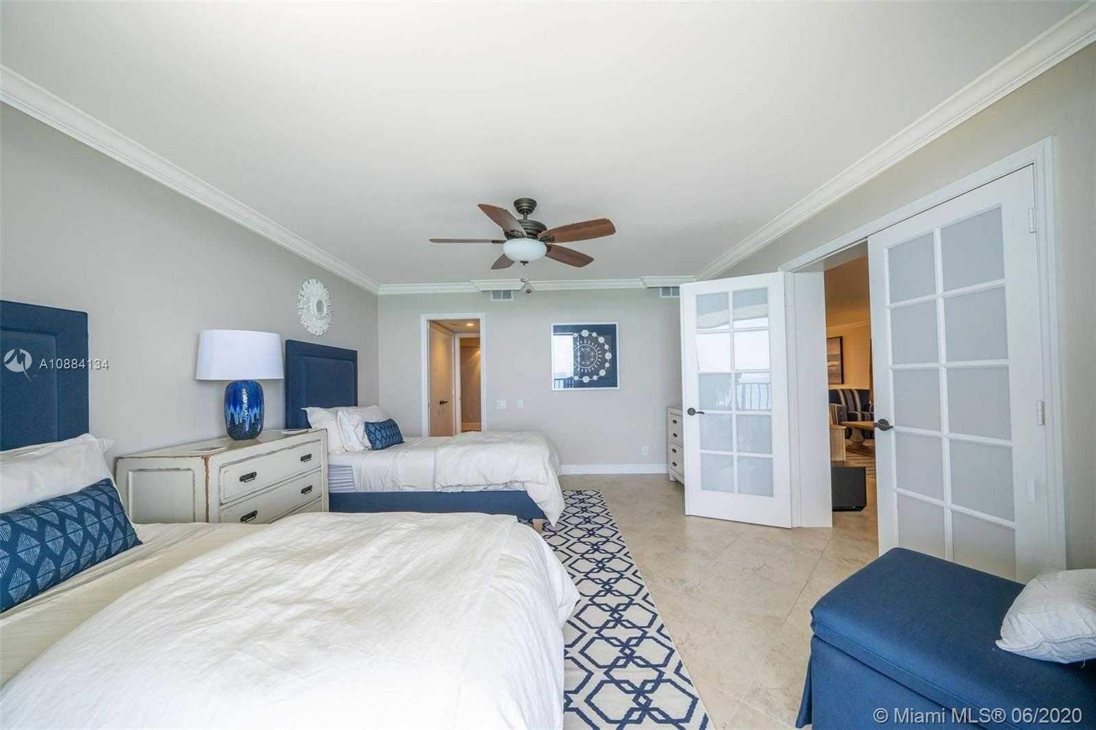 Small Image of 19900 BEACH RD #803, Jupiter Number 26