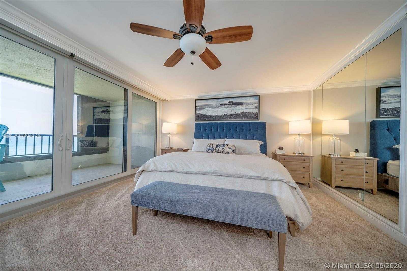 Small Image of 19900 BEACH RD #803, Jupiter Number 33